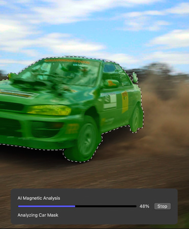 Montage vidéo d’une voiture montrant le Masque magnétique isolant la voiture de l’arrière-plan