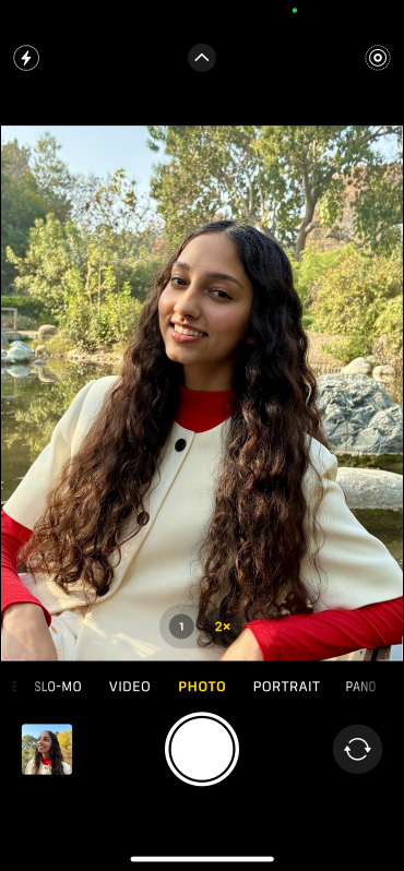 Фотографія, яку було зроблено за допомогою зуму 1х та 2х камери Fusion на iPhone 16e.