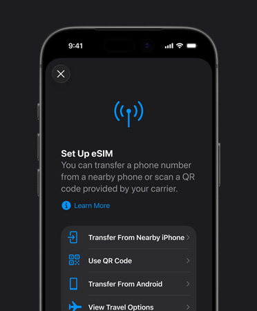Prednji prikaz vanjskog izgleda iPhonea 17 Pro, demonstracija upotrebe značajke postavljanje mobilne mreže za jednostavan prijenos telefonskog broja na eSIM